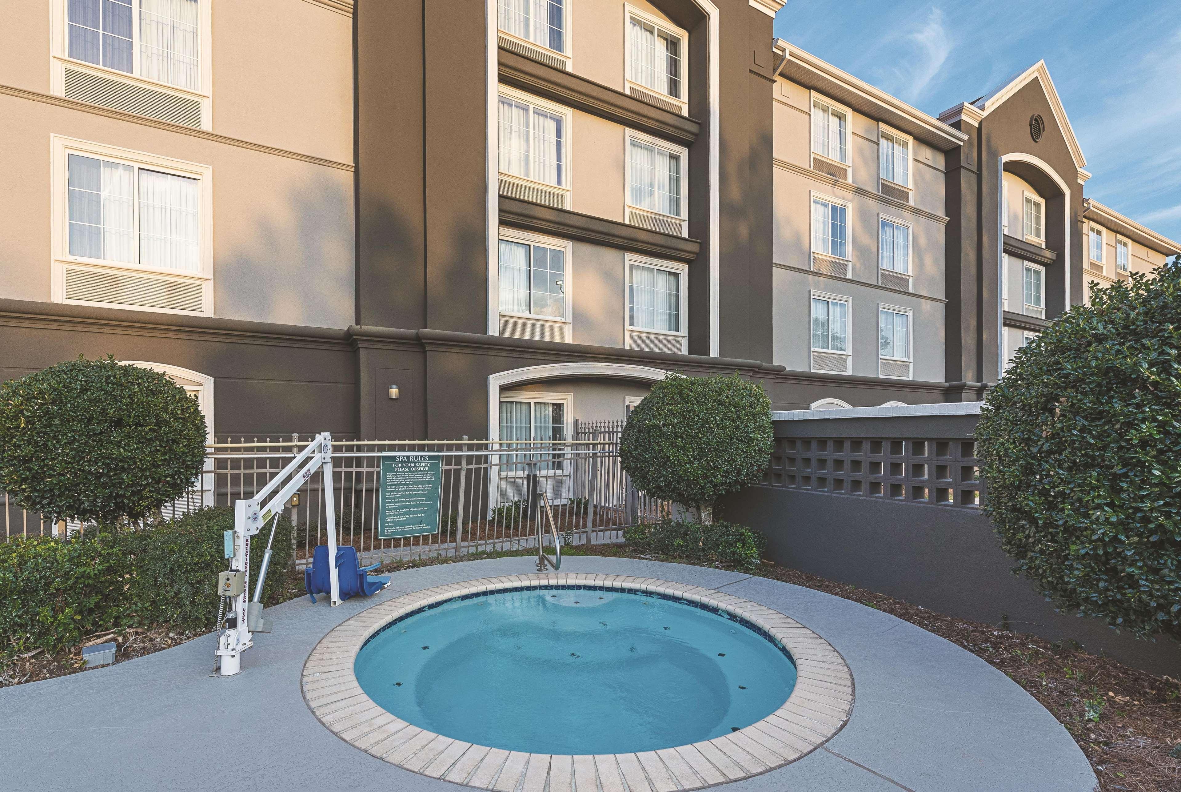 Отель La Quinta By Wyndham Shreveport Airport Экстерьер фото