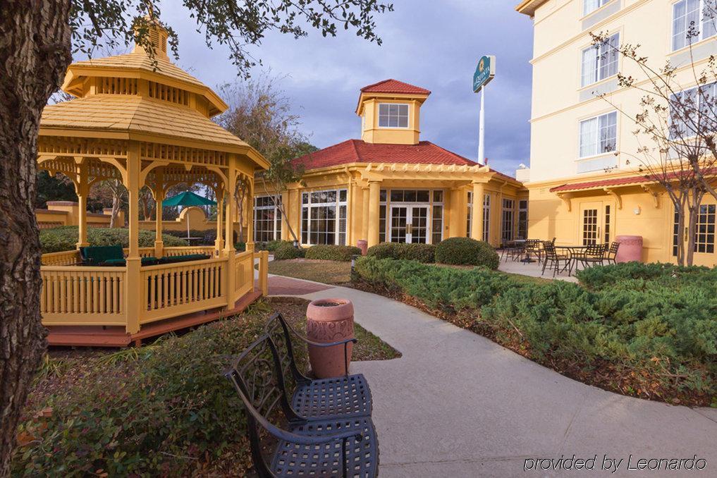 Отель La Quinta By Wyndham Shreveport Airport Экстерьер фото